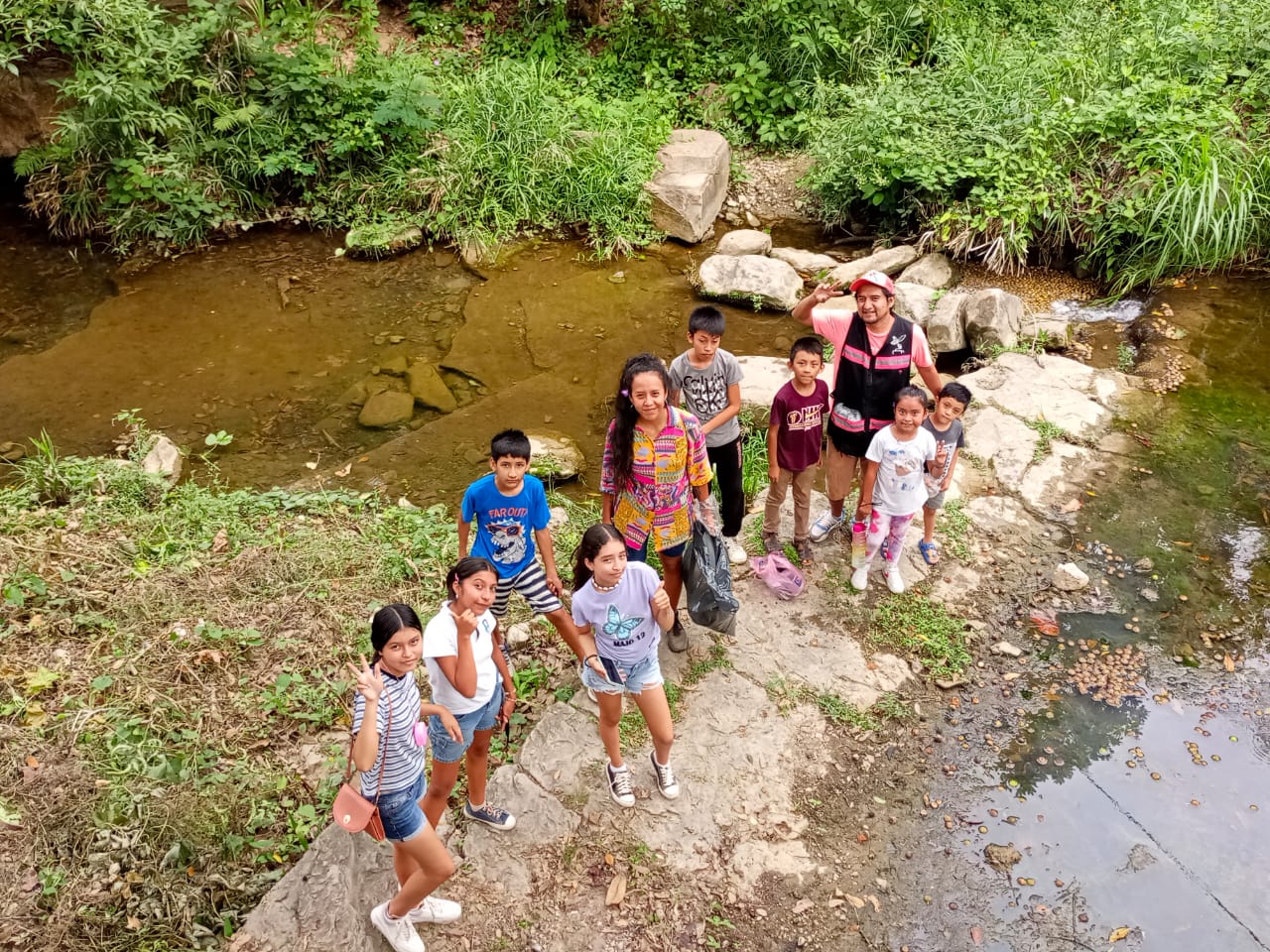 Actividad Cultural Comunitaria: Huella comunitaria: limpieza del arroyo